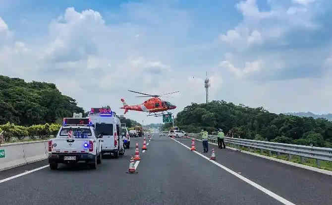 安泽高速公路汽车救援案例